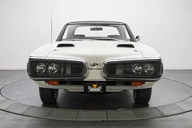 Dodge Coronet Super Bee - “Gã cơ bắp” Mỹ thập niên 70