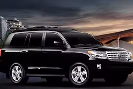 Soi nội thất “xa hoa” trên Toyota Land Cruiser chống đạn