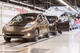 Doanh số bán xe ôtô Nissan sụt giảm do bê bối 
