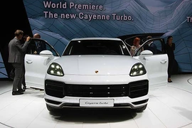 Cayenne Turbo 2018 - SUV mạnh nhất Porsche giá 3,78 tỷ 