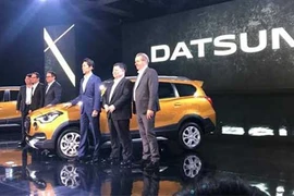 Chi tiết ôtô 7 chỗ Datsun Cross chỉ 270 triệu đồng