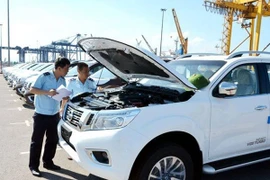 Lượng ôtô tồn kho tại Việt Nam tăng tới 122,5%