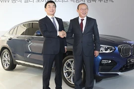 HLV Park Hang Seo - được tặng SUV BMW X4 tiền tỷ