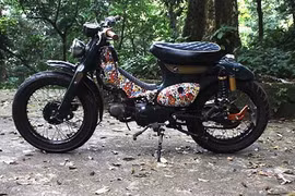 Xe máy Honda Super Cub độ cực độc của 9x Hà thành