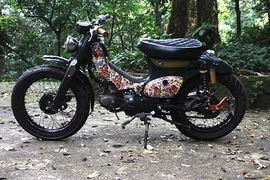 Xe máy Honda Super Cub độ cực độc của 9x Hà thành