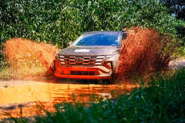 Hyundai Tucson "đi đua" Rally - chinh phục huyền thoại Trường Sơn