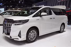 MPV hạng sang Toyota Alphard 2018 giá từ 2,8 tỷ đồng