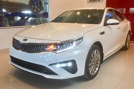 Kia Optima 2019 giá từ 789 triệu có “thoát ế” tại Việt Nam? 