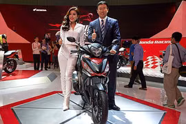 Đa dạng sắc màu Honda tại triển lãm xe máy Việt Nam 2016