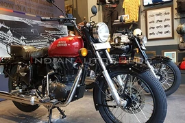 Môtô siêu rẻ Royal Enfield Bullet 350 chỉ 36,5 triệu đồng