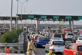 Phải công khai doanh thu ngay trên bảng điện tử của trạm thu phí BOT