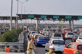 Phải công khai doanh thu ngay trên bảng điện tử của trạm thu phí BOT