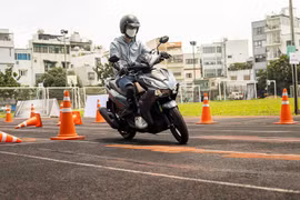 Đánh giá Honda Air Blade 160 từ 55,99 triệu đồng tại Việt Nam