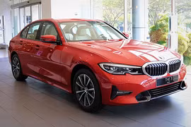 Ngắm BMW 330i Sport-Line rẻ hơn 200 triệu tại Việt Nam 