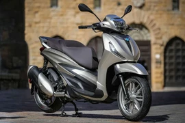 Piaggio Beverly 310 hơn 168 triệu đồng sẵn sàng "đấu" Honda SH350i
