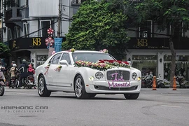 Dàn siêu xe sang, môtô khủng “đi hỏi vợ” tại Hải Phòng