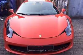 Dân chơi Việt sắm “siêu ngựa” Ferrari 458 Spider giá 15 tỷ