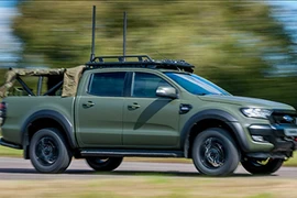Cận cảnh xe bán tải Ford Ranger chống đạn siêu hầm hố 