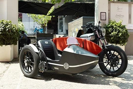 Yamaha XV950 “lên thùng” Sidecar siêu đẹp, siêu chất