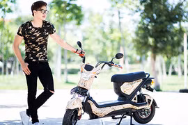 Đậm chất nam nhi với Anbico Twister 2016 rằn ri mới