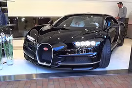 Siêu xe Bugatti Chiron trị giá 60 tỷ đến Monaco