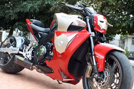 Suzuki B-King 1340cc phiên bản Iron Man độc nhất Việt Nam