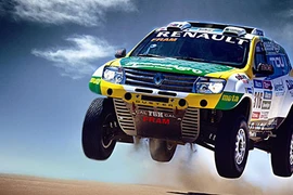 Những chiếc xe ôtô địa hình bay mà không cần cánh