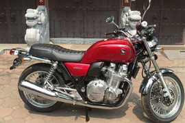 Đập thùng Honda CB1100 ABS 2015 tại Hà Nội