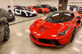 Dàn xe triệu đô của đại gia Việt khiến dân chơi Mỹ "phát thèm"