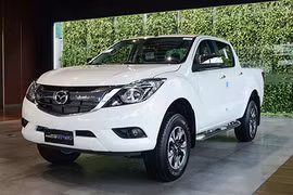 Cận cảnh Mazda BT-50 mới giá từ 655 triệu tại VN
