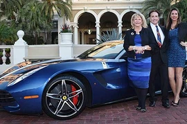 Siêu xe Ferrari F60 America đầu tiên tại Mỹ giá hơn 50 tỷ