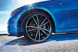 BMW "nhá hàng" 3-Series thế hệ mới trước ngày ra mắt