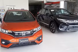 Honda Jazz tại Việt Nam “đại hạ giá”, CR-V tặng phụ kiện