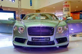 Siêu xe Bentley 11,2 tỷ rời Hà Nội vào Sài Gòn "tìm khách"