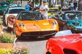 Cường Đô la, Minh Nhựa cùng dàn siêu xe 200 tỷ đón Tết