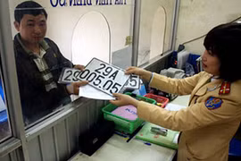 Lệ phí đăng ký ôtô lên đến 20 triệu đồng từ 1/2017