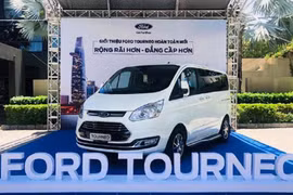 Lý do Ford Tourneo 7 chỗ dừng sản xuất tại Việt Nam?