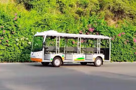 Chiếc xe điện không người lái lăn bánh tại Việt Nam gây sốt mạng