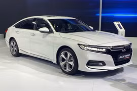 Cận cảnh Honda Accord 2019 từ 1,32 tỷ ở Việt Nam