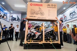 "Khui thùng" Yamaha 135LC hơn 100 triệu đồng, đắt gấp đôi Honda Winner