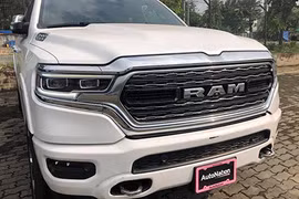 Cận cảnh bán tải RAM 1500 Limited giá 5 tỷ ở Sài Gòn