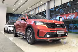 KIA Việt Nam giảm giá loạt ôtô, mức cao nhất tới 75 triệu đồng