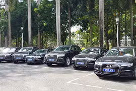 “Soi” dàn xe sang Audi Apec 2017 tiền tỷ tại Sài Gòn