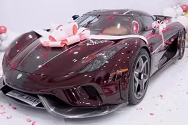 Đại gia Sài Gòn được vợ tặng Koenigsegg Regera 200 tỷ đồng 