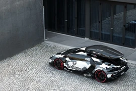 Lamborghini Huracan Winter - "bò chiến" độc nhất Thế giới 