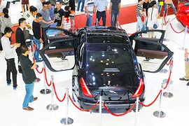 Giá xe ôtô giảm mạnh, người tiêu dùng Việt vẫn thờ ơ