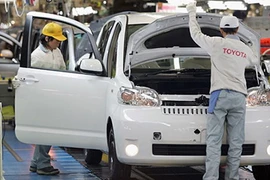 Người Việt còn phải “dài cổ” chờ mua ôtô Nhật giá rẻ