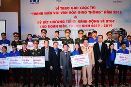 Chung kết “Thanh niên với văn hóa giao thông” 2016