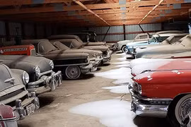 Bất ngờ với dàn xe cổ “cực hiếm”, bỏ xó của nông dân