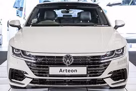 “Soi” Volkswagen Arteon 2019 - xe sedan phong cách coupe 